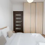 Apartamento Bronowice Homely By Bookinghost *
